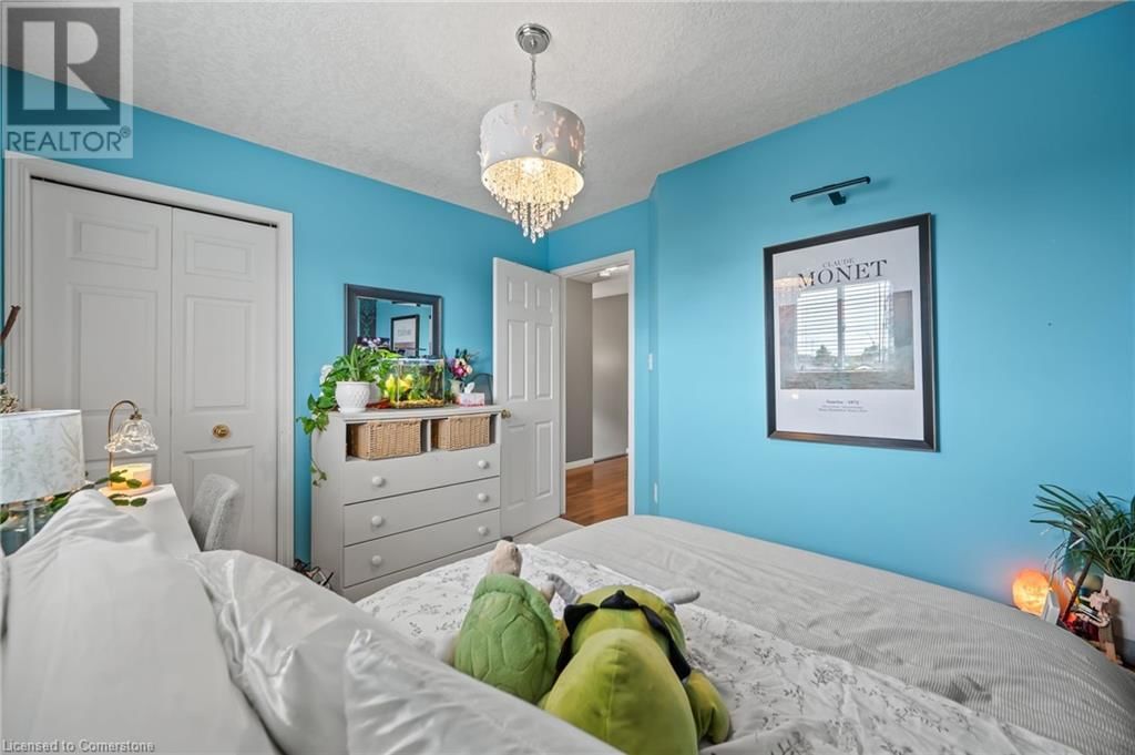 101 EDGEMERE DRIVE Image 20