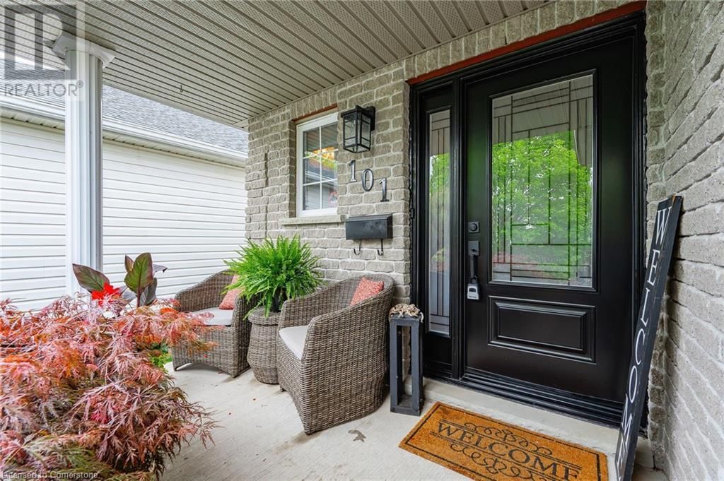 101 EDGEMERE DRIVE Image 4