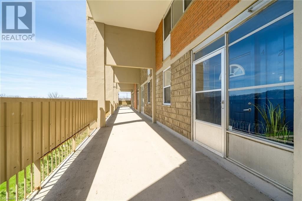 424 - 350 QUIGLEY ROAD Image 2