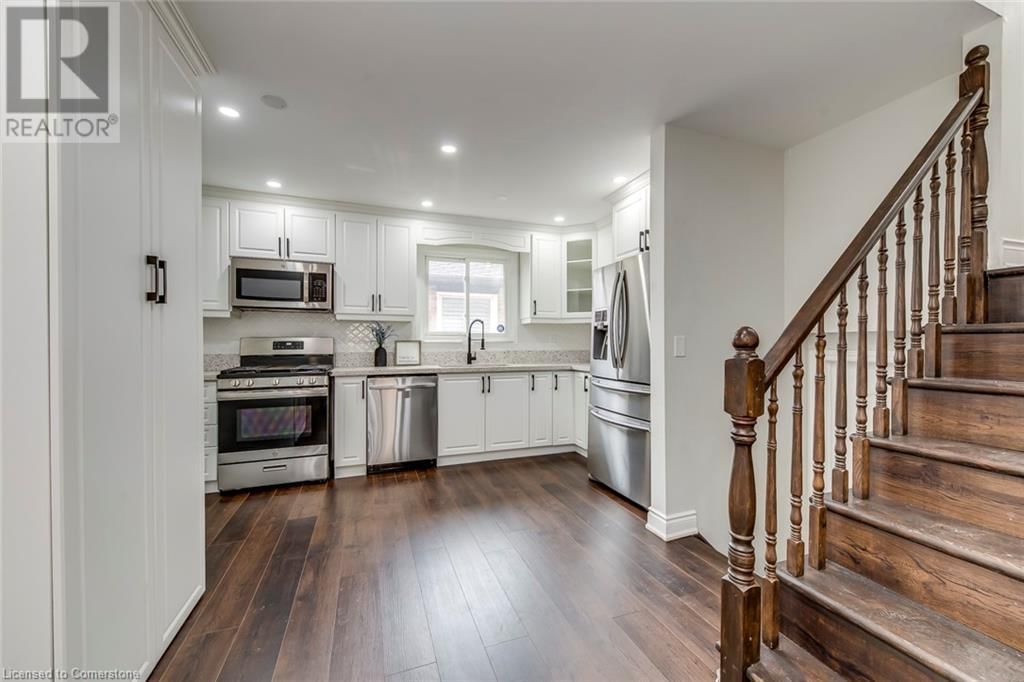 11 DRAKES DRIVE Image 10