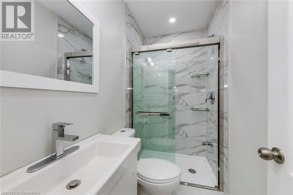 11 DRAKES DRIVE Image 35