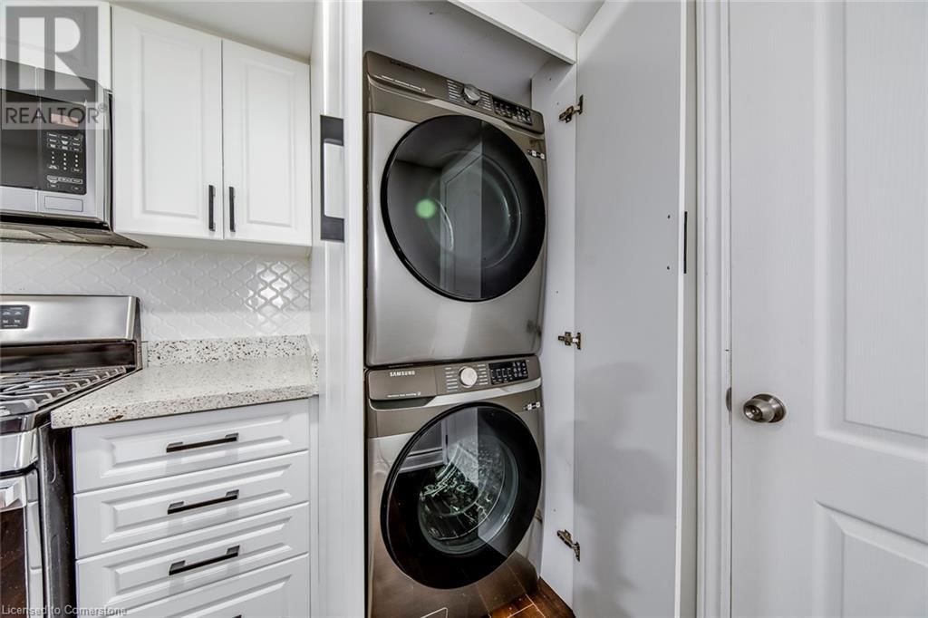 11 DRAKES DRIVE Image 36