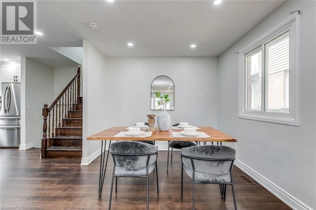 11 DRAKES DRIVE Image 7