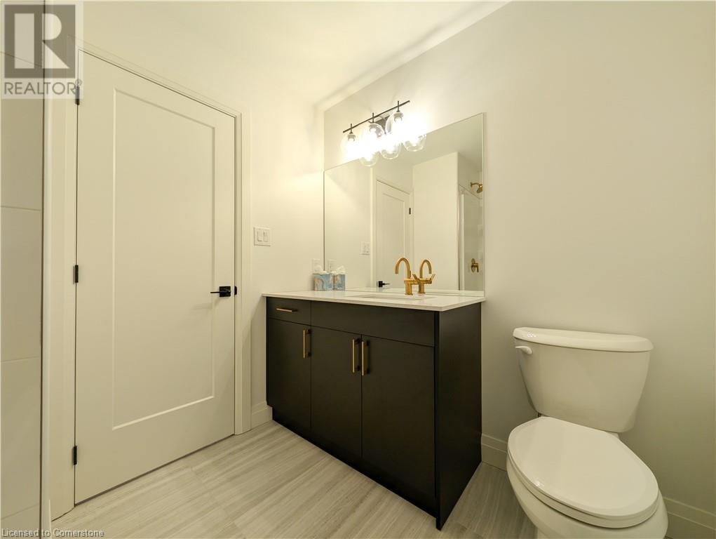 08 - 235 KENNINGTON WAY Image 42