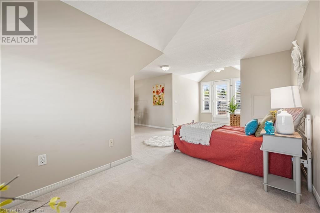 63 WELLINGTON SOUTH Image 33