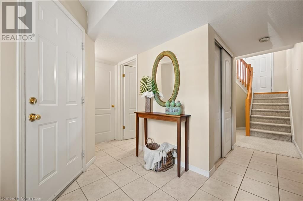 63 WELLINGTON SOUTH Image 38