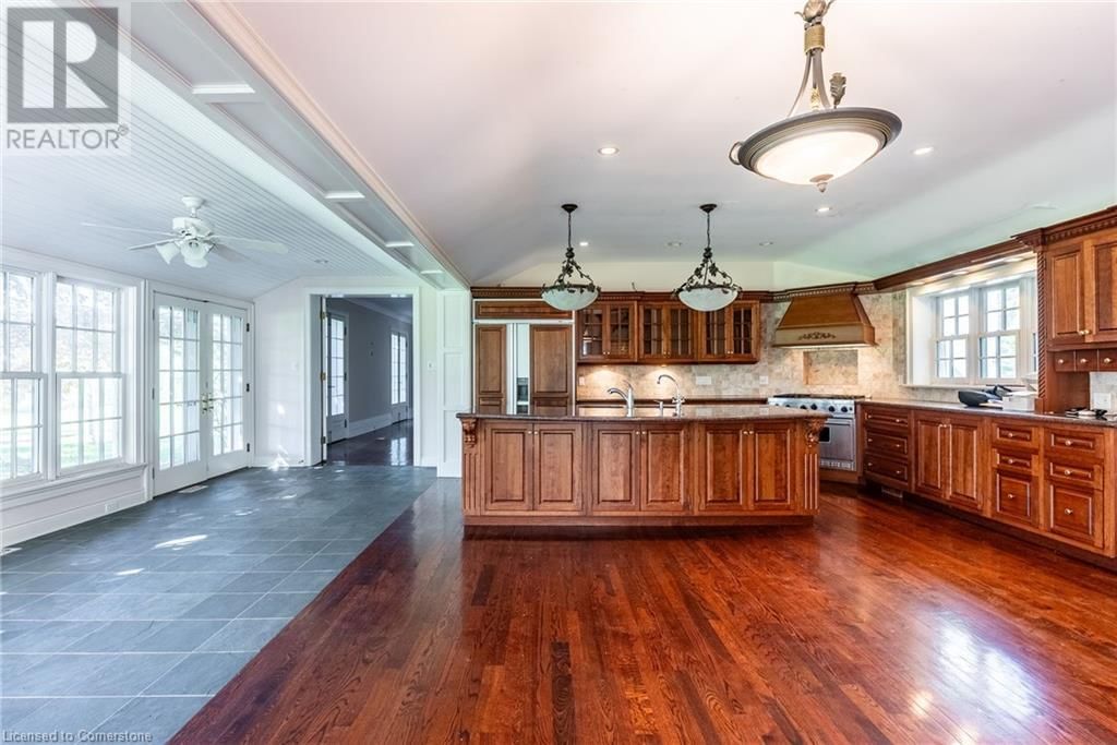 3350 GUELPH LINE Image 13