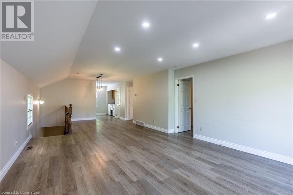 3350 GUELPH LINE Image 31