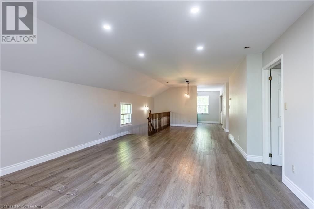 3350 GUELPH LINE Image 32
