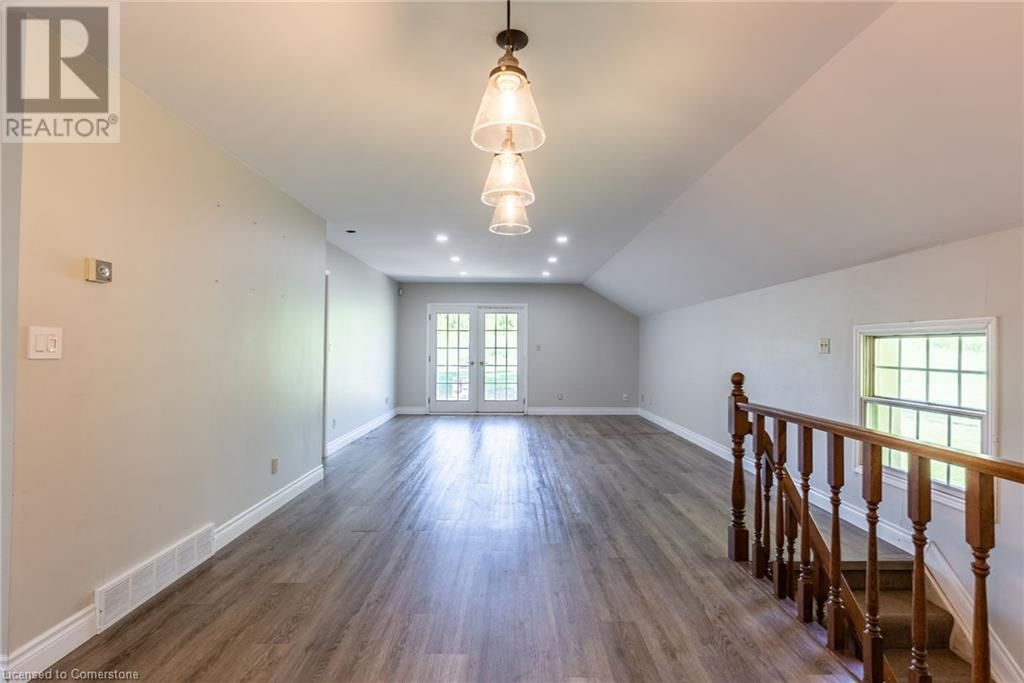 3350 GUELPH LINE Image 33