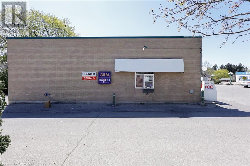 780 DUNDAS STREET Image 9