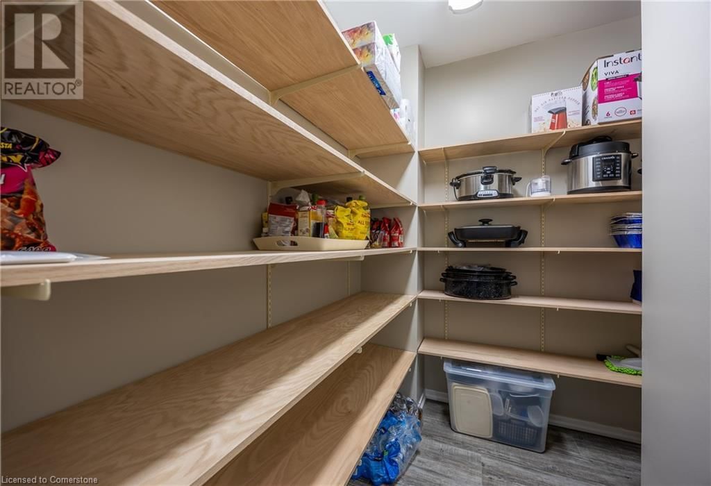 1285 COCKSHUTT ROAD Image 21