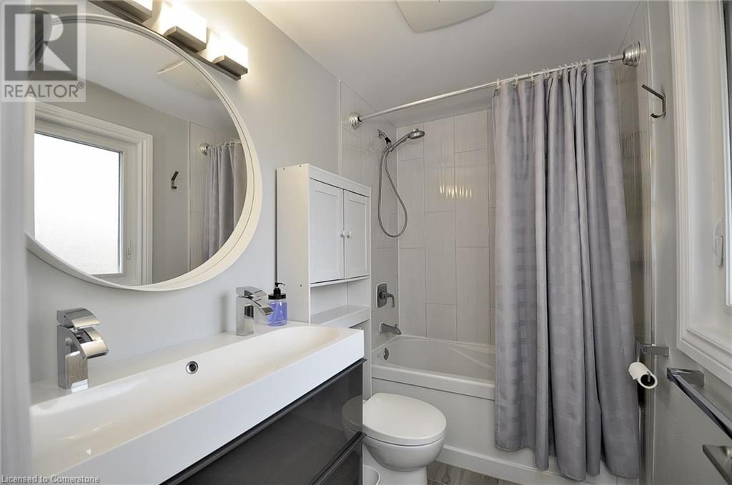 3 MAXWELL DRIVE Image 21