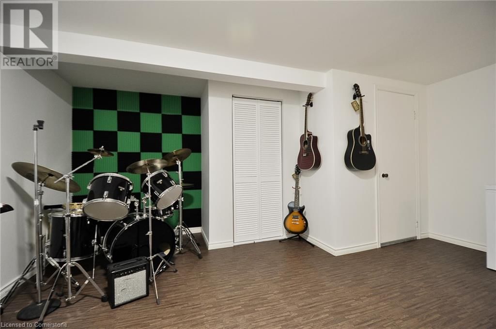 3 MAXWELL DRIVE Image 34