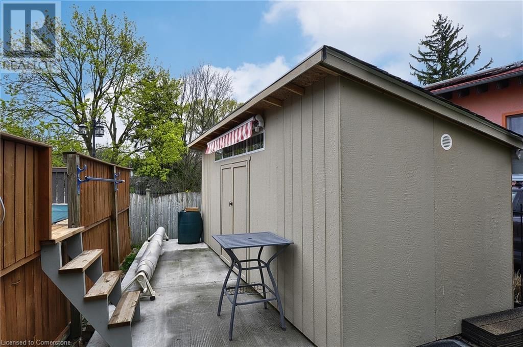 3 MAXWELL DRIVE Image 44