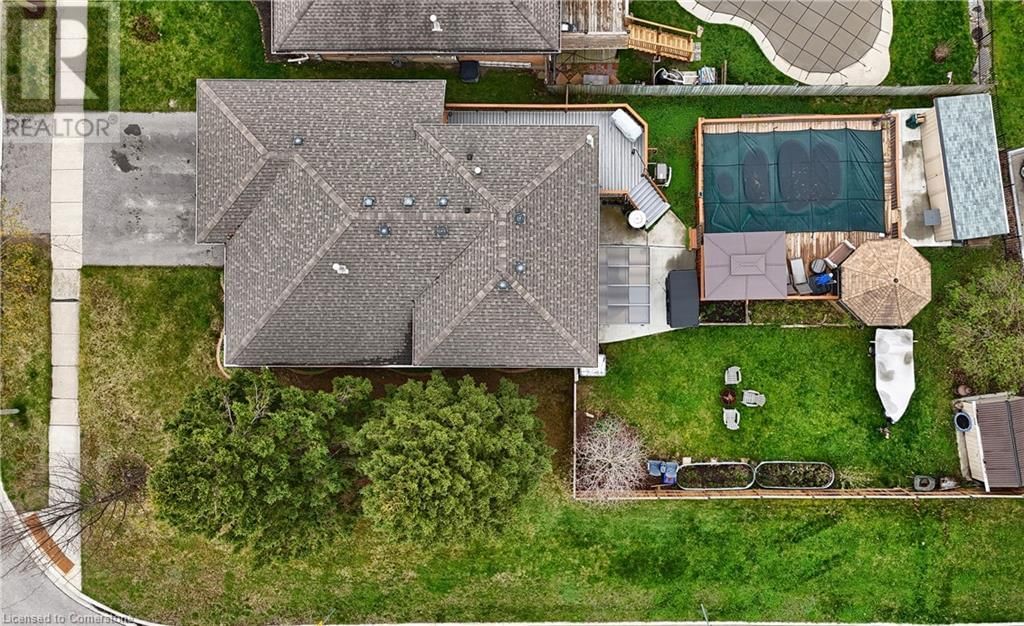 3 MAXWELL DRIVE Image 45