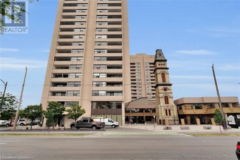 109-110 - 379 DUNDAS STREET Image 1