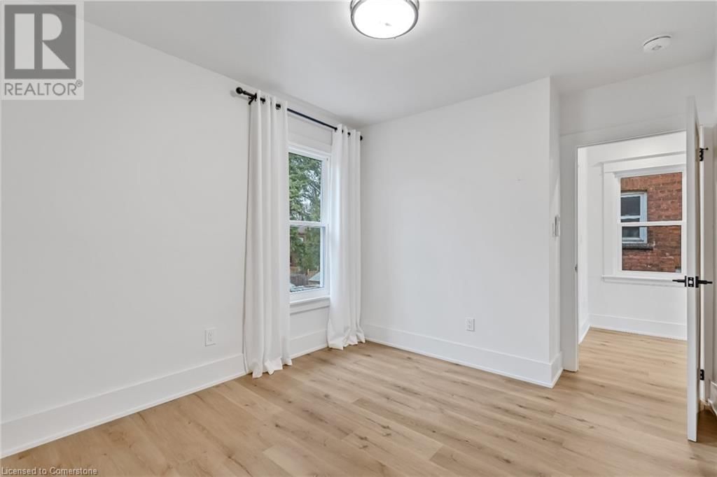 UPPER - 184 BURRIS STREET Image 21