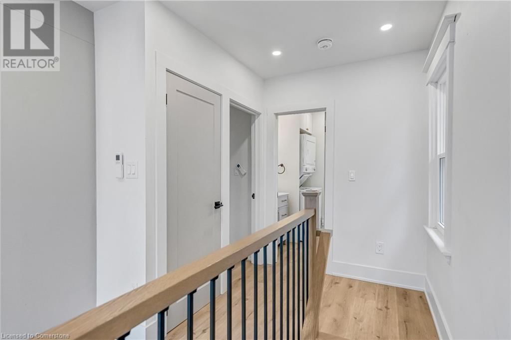 UPPER - 184 BURRIS STREET Image 6