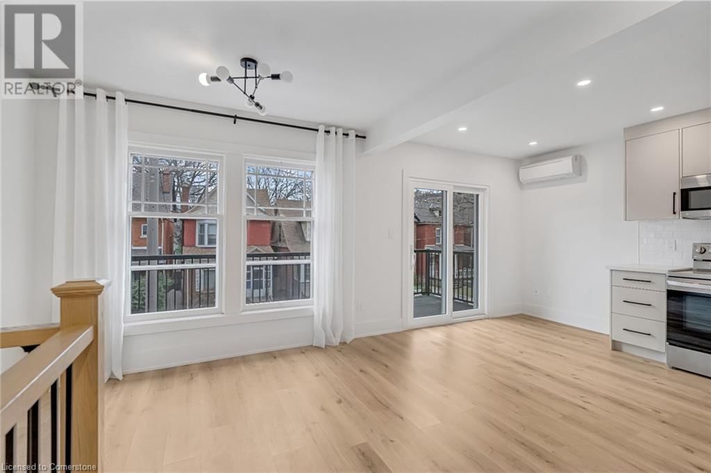 UPPER - 184 BURRIS STREET Image 7