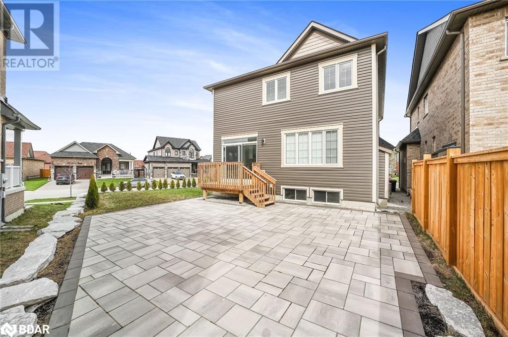 31 WOOD CRESCENT Image 29
