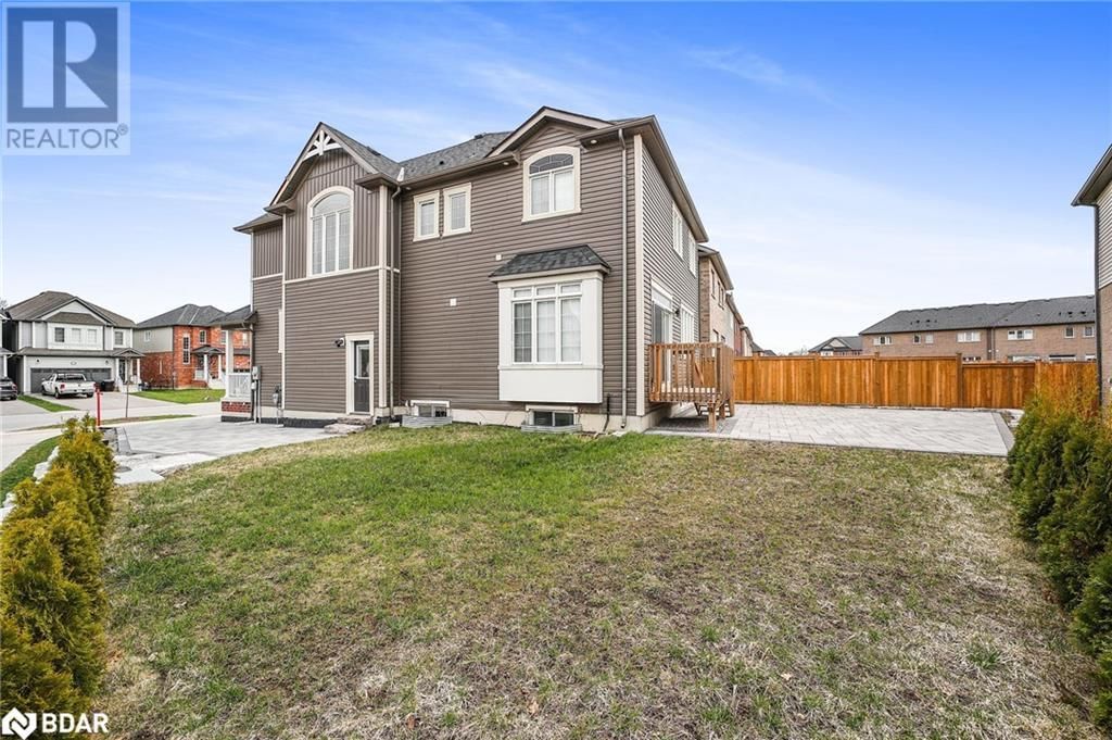 31 WOOD CRESCENT Image 30