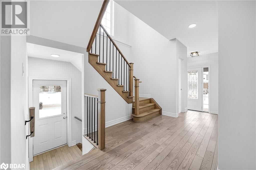 31 WOOD CRESCENT Image 4