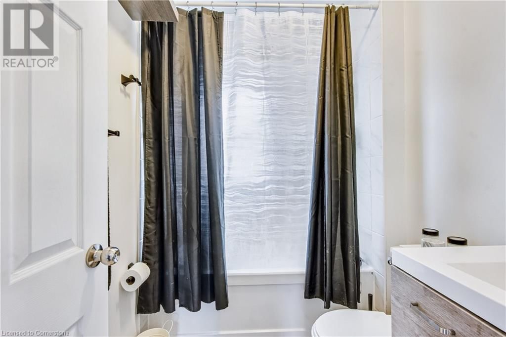 84 STATE STREET Image 21