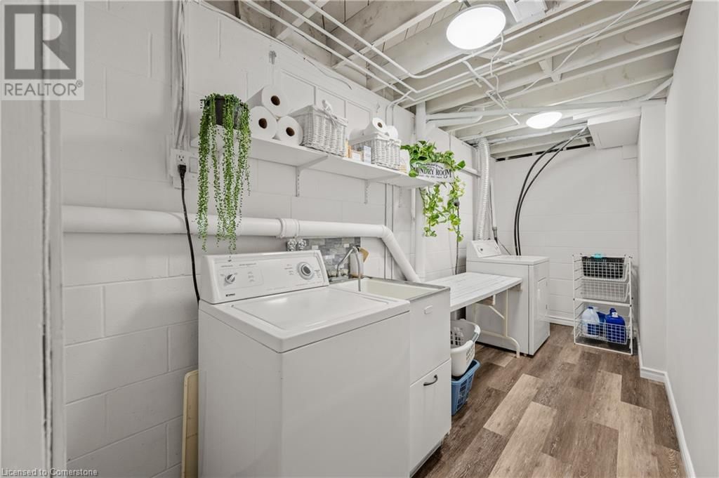 42 STRATHCONA DRIVE SOUTH Image 30