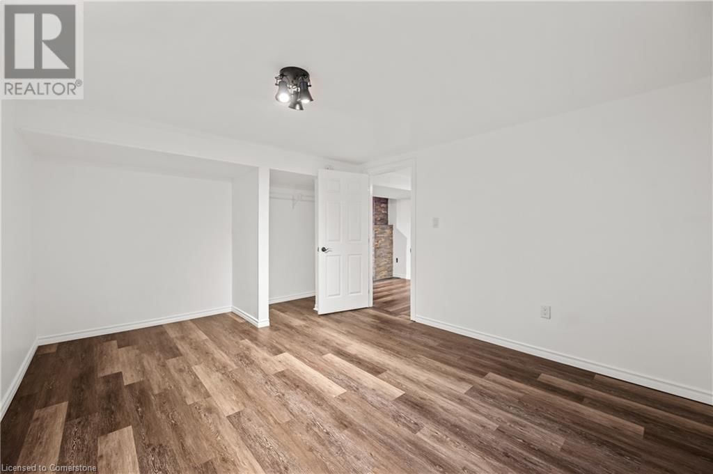 42 STRATHCONA DRIVE SOUTH Image 34