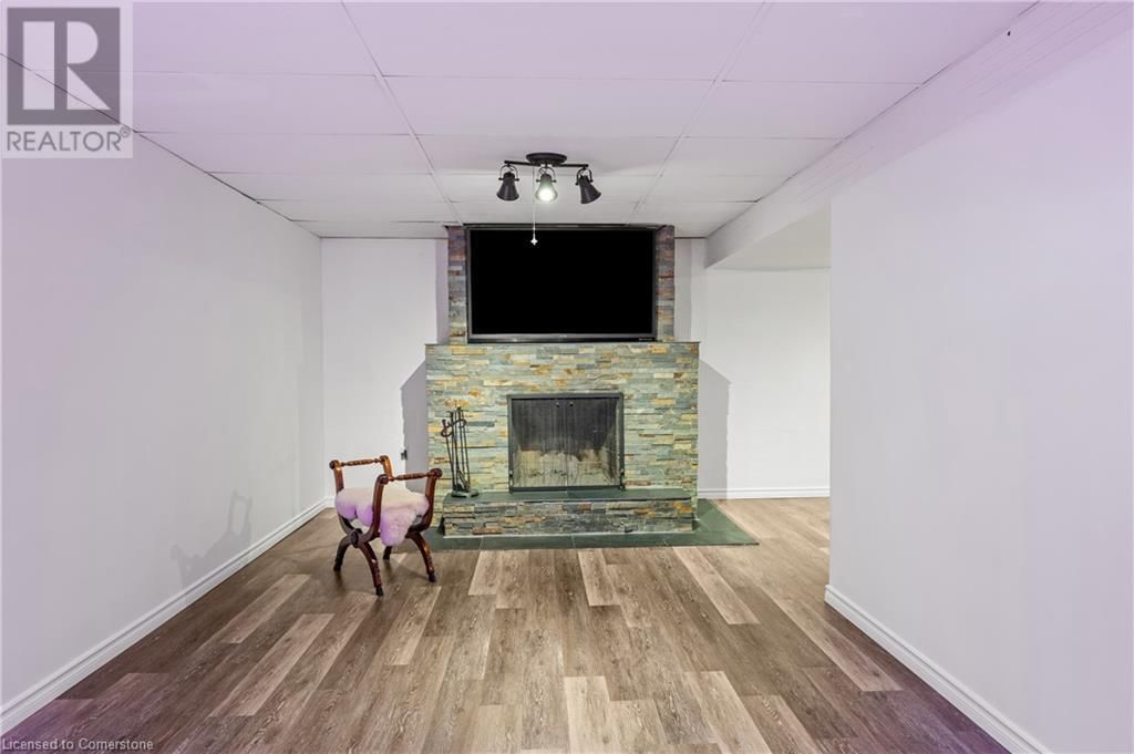 42 STRATHCONA DRIVE SOUTH Image 36
