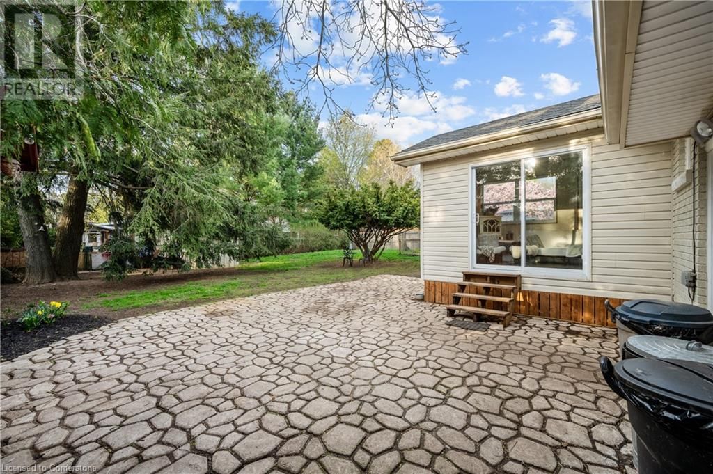 42 STRATHCONA DRIVE SOUTH Image 37