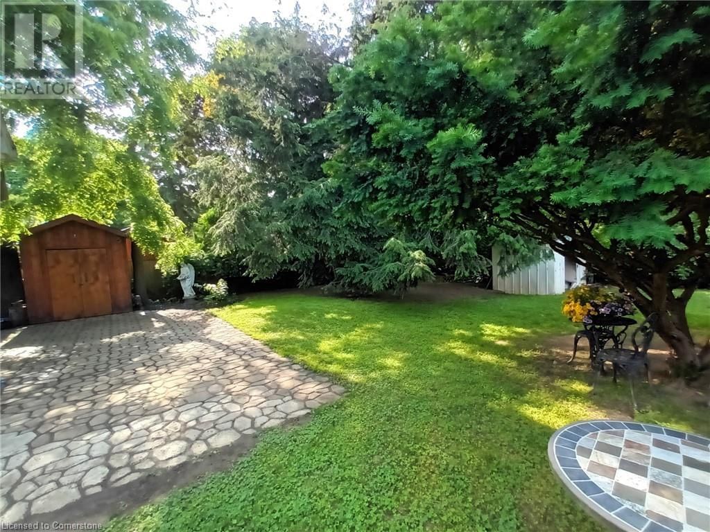 42 STRATHCONA DRIVE SOUTH Image 39
