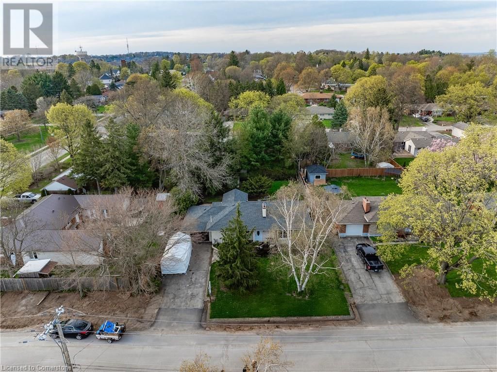42 STRATHCONA DRIVE SOUTH Image 8