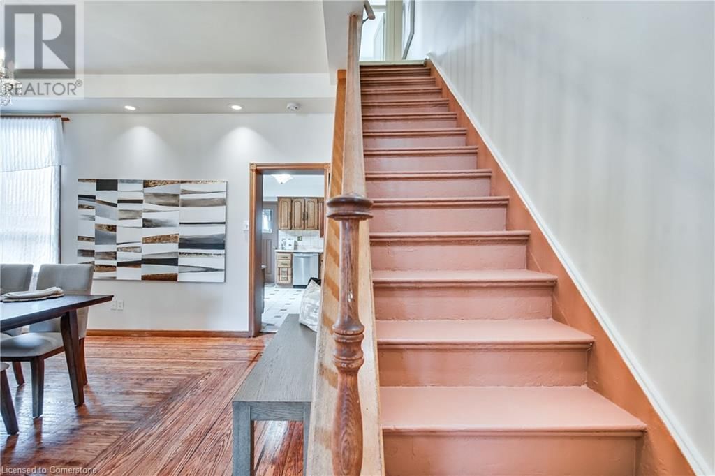 15 PICTON STREET WEST Image 11