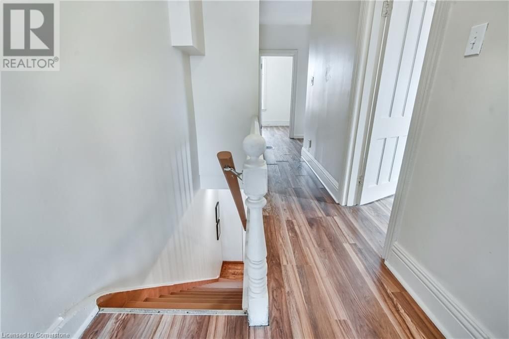 15 PICTON STREET WEST Image 15