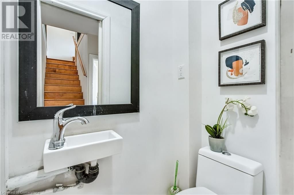 15 PICTON STREET WEST Image 22