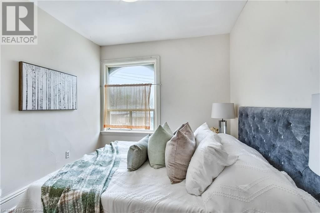 15 PICTON STREET WEST Image 26