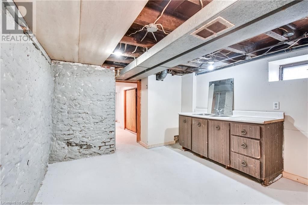15 PICTON STREET WEST Image 36