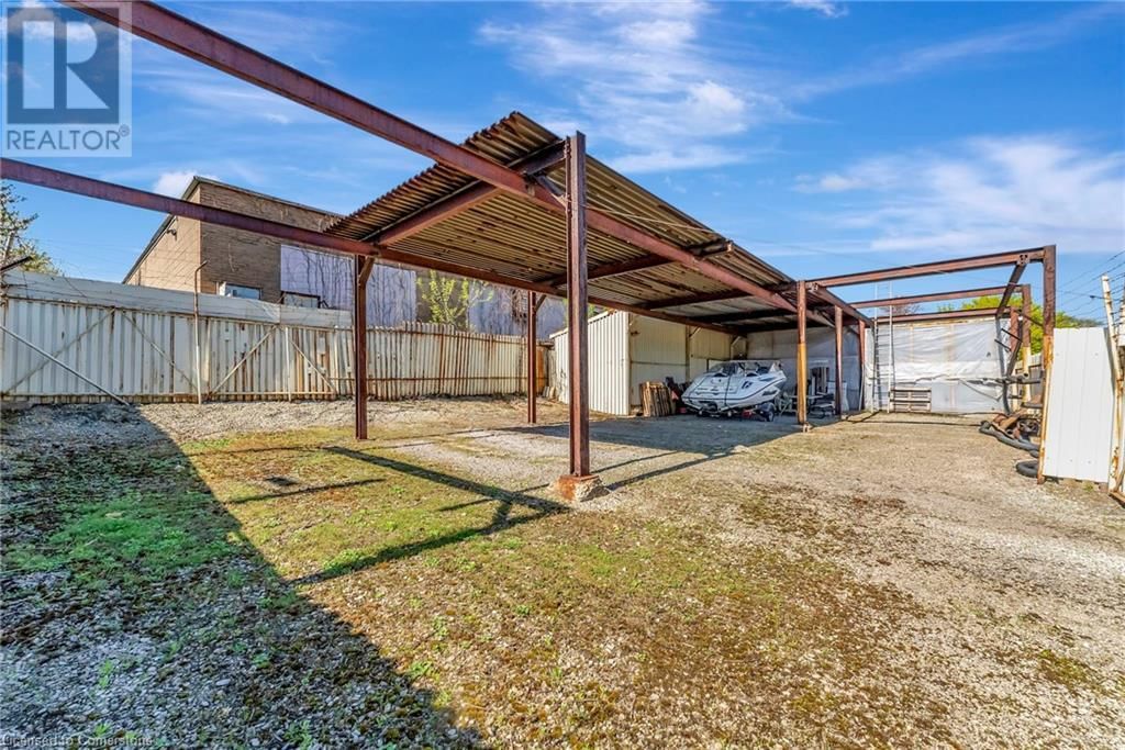 522 JAMES STREET NORTH Image 19