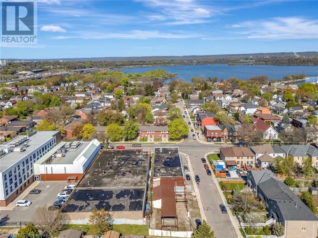 522 JAMES STREET NORTH Image 26