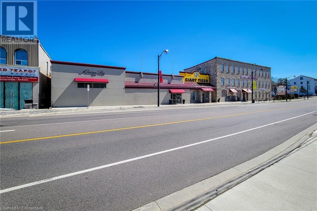 927 KING STREET EAST Image 1