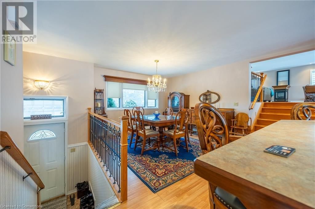 16 HILLTOP DRIVE Image 18