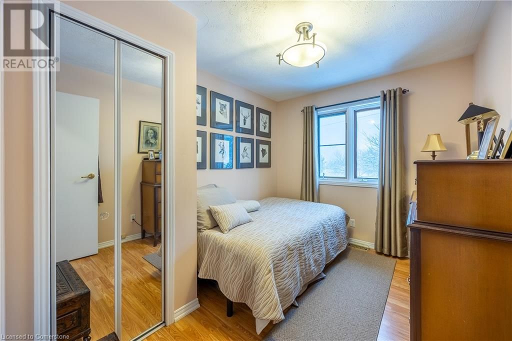 16 HILLTOP DRIVE Image 21