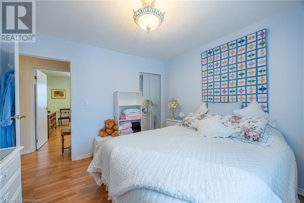 16 HILLTOP DRIVE Image 26