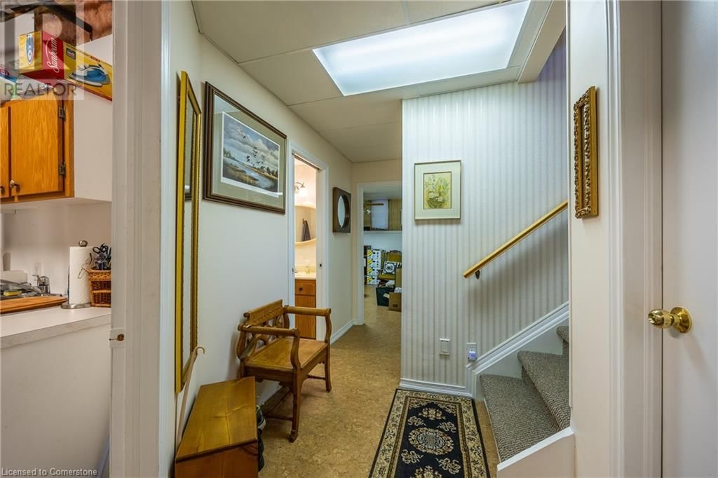 16 HILLTOP DRIVE Image 27