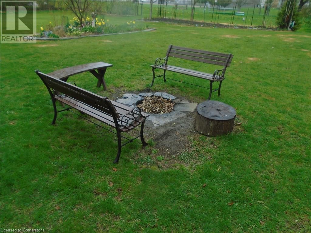 16 HILLTOP DRIVE Image 6
