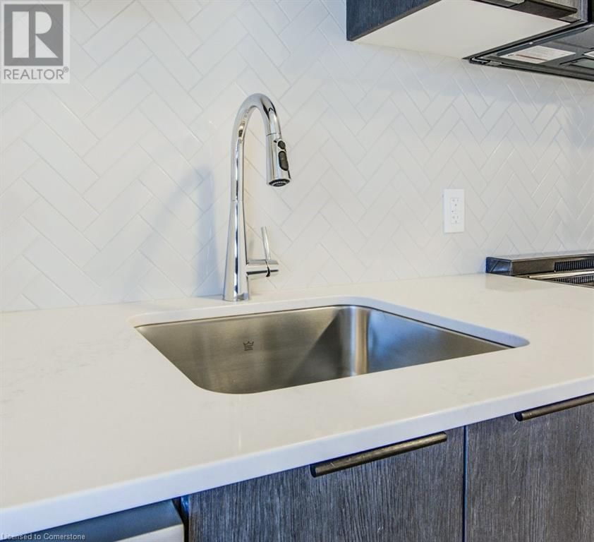 502 - 312 ERB STREET WEST Image 14