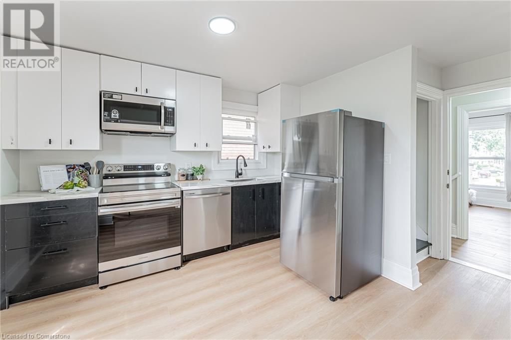 15 BARNESDALE AVENUE NORTH Image 2