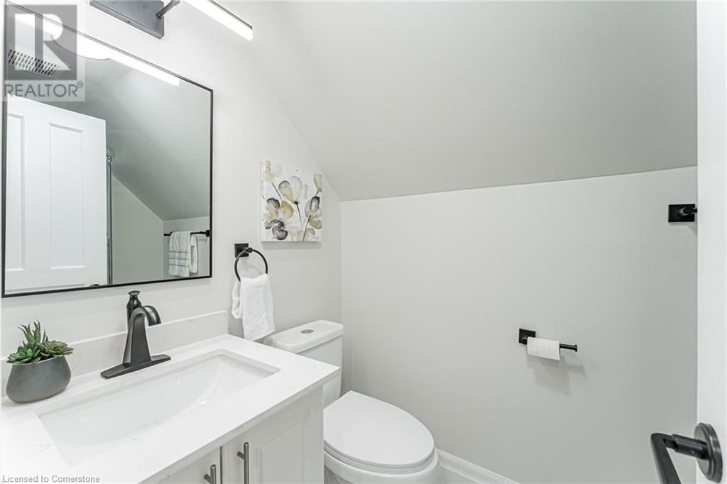 15 BARNESDALE AVENUE NORTH Image 22